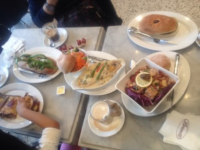 Uploaded from the Photobucket iPhone App