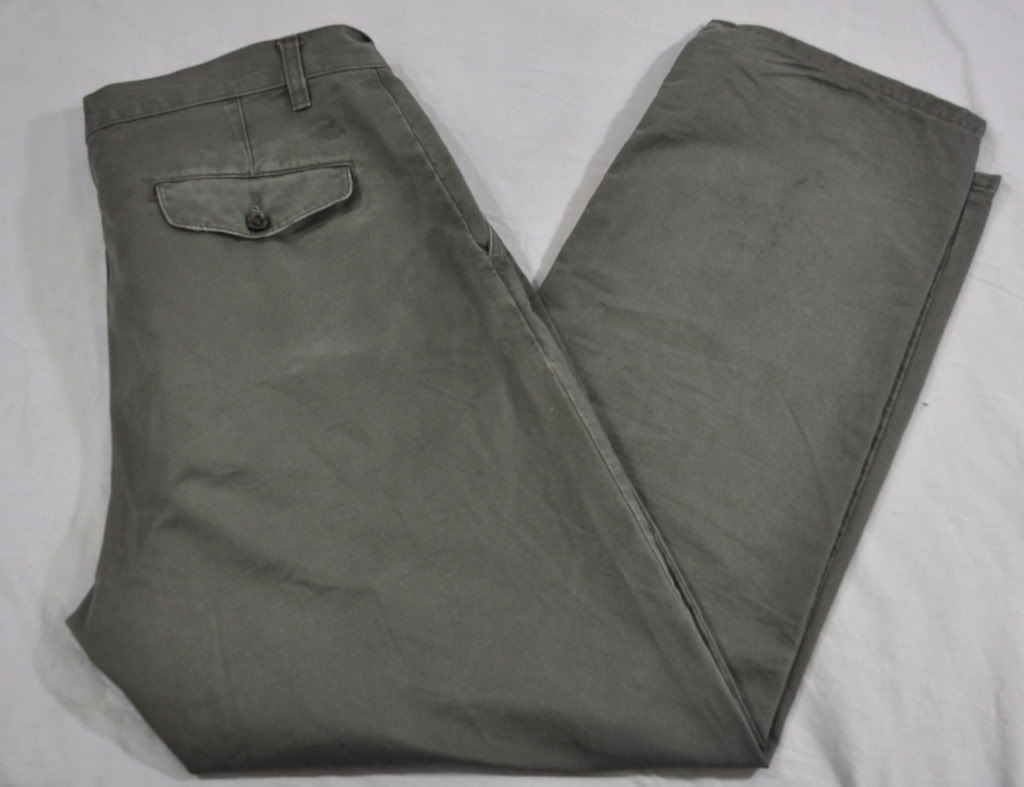 NEW-Dockers-Mens-D2-Straight-Fit-Flat-Front-Broken-In-Pants-Gray