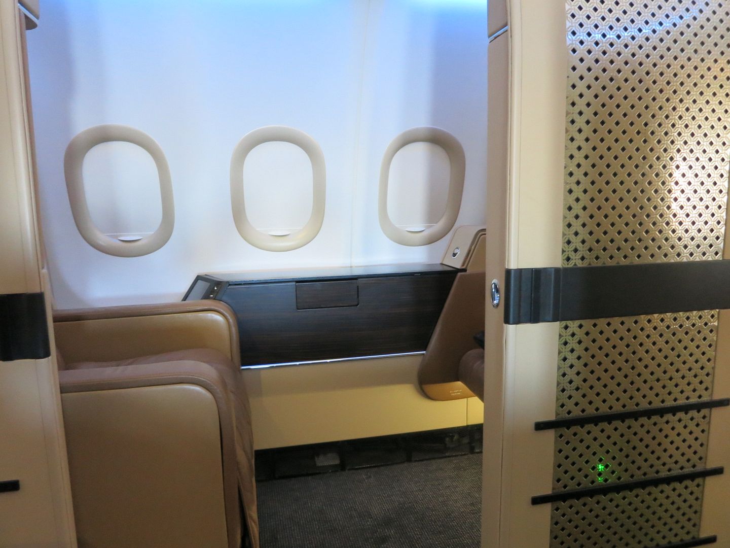 Etihad First Class Abu Dhabi - Washington Dulles