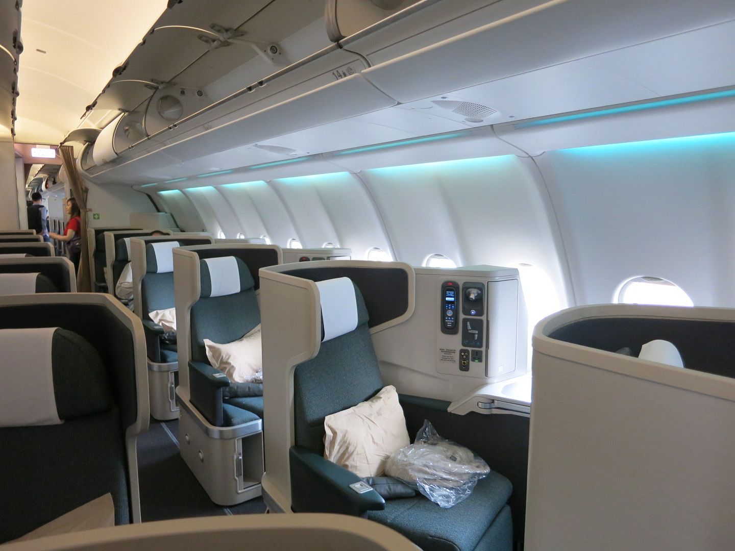 Cheapest business class fares to usa