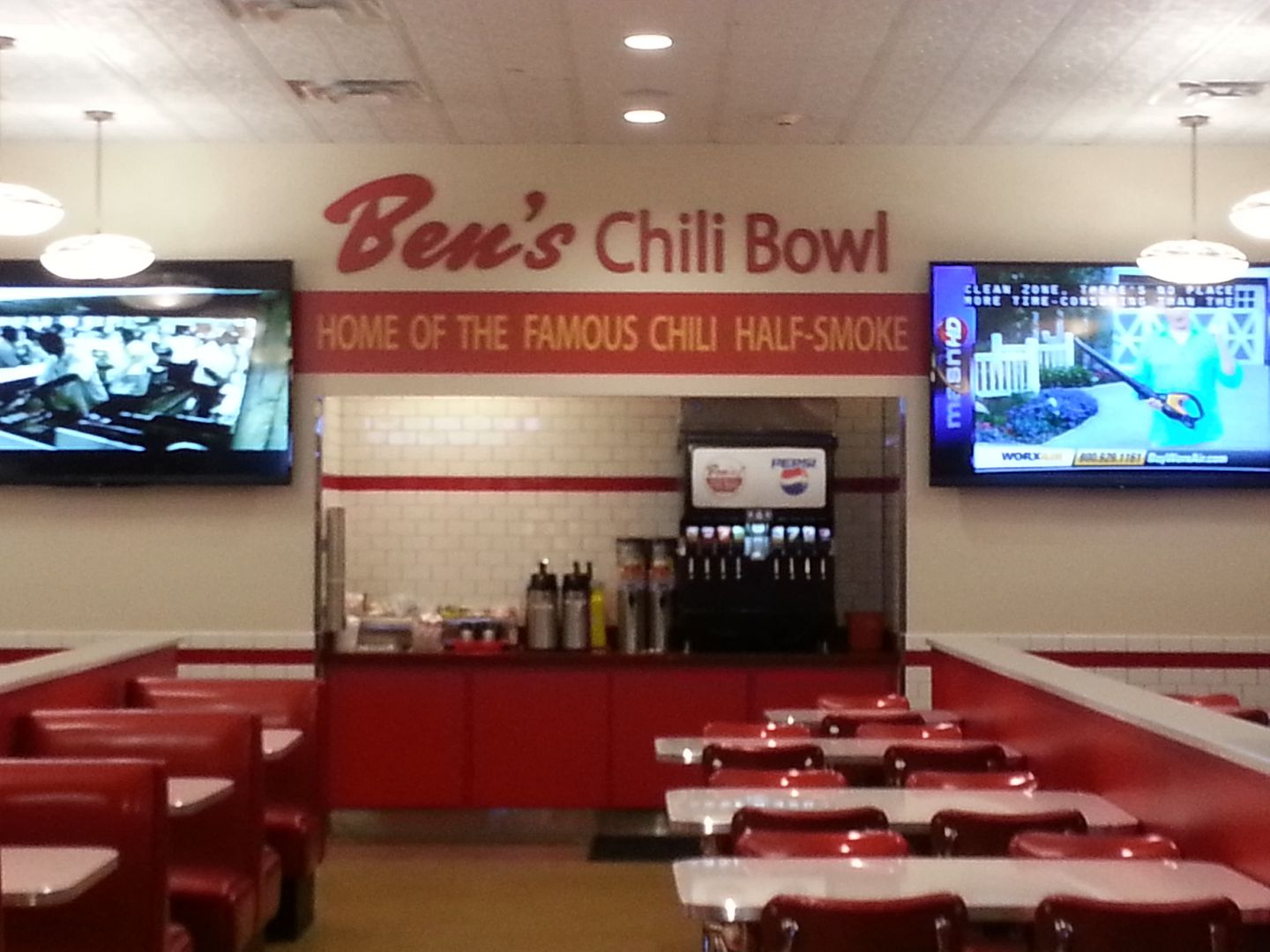 Ben's Chili Bowl National Airport