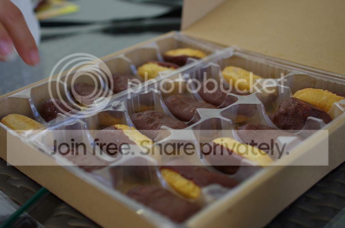 choco eclair, thanks to diora! :D